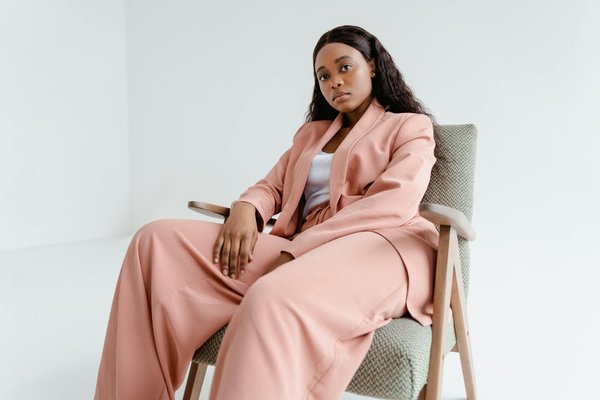 Top Essential Oils for Unlocking Women"s Hair Growth: Discover the Best Options!